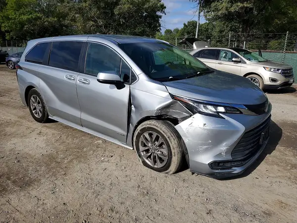 5TDKRKEC3MS018797 — 2021 Toyota Sienna, фото 4 с аукциона Copart, Передняя часть