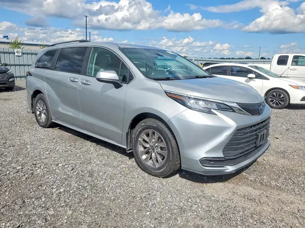 5TDGRKEC2NS126884 — 2022 Toyota Sienna, фото 4 с аукциона Copart, Механические повреждения