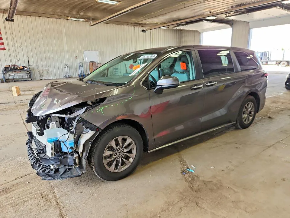 2022 TOYOTA SIENNA VIN 5TDYRKEC2NS132771 фото 1