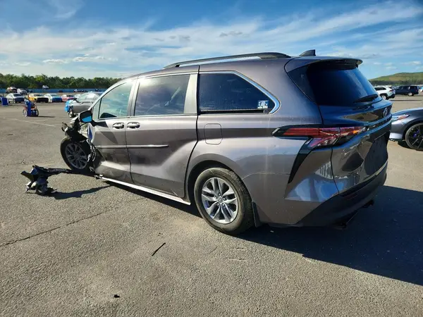 5TDKRKEC4NS078783 — 2022 Toyota Sienna, фото 2 с аукциона Copart 05.10.2026, Передняя часть