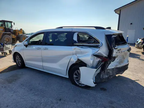 2023 Toyota Sienna VIN 5TDJRKEC2PS173311 фото 2