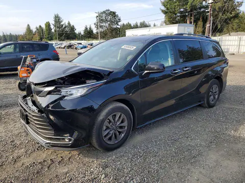 5TDYRKEC4PS173602 — 2023 Toyota Sienna, Передняя часть (Front End), фото до ремонта