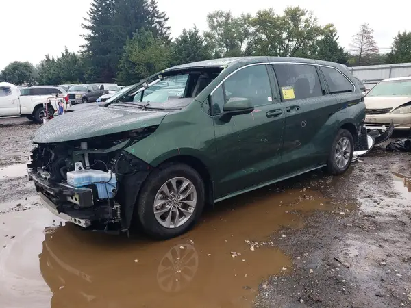 5TDKSKFC8PS092627 — 2023 Toyota Sienna, Передняя часть (Front End), фото до ремонта
