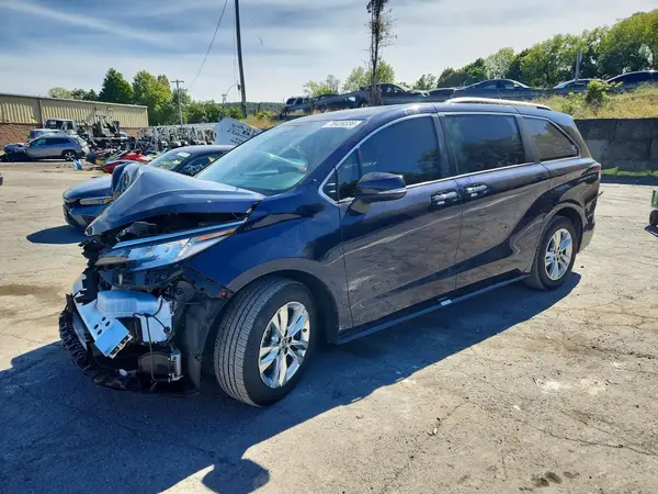5TDZRKEC8PS160162 — 2023 Toyota Sienna, Передняя часть (Front End), фото до ремонта