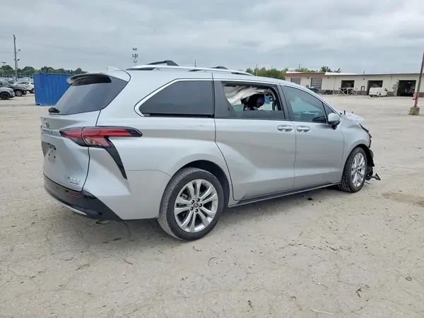 5TDERKEC7PS175699 — 2023 Toyota Sienna, фото 3 с аукциона Copart, Передняя часть