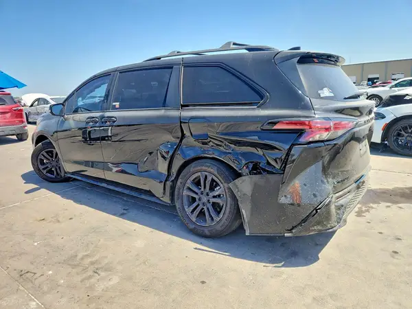 5TDCSKFC4SS176019 — 2025 Toyota Sienna, фото 2 с аукциона Copart, Боковая часть