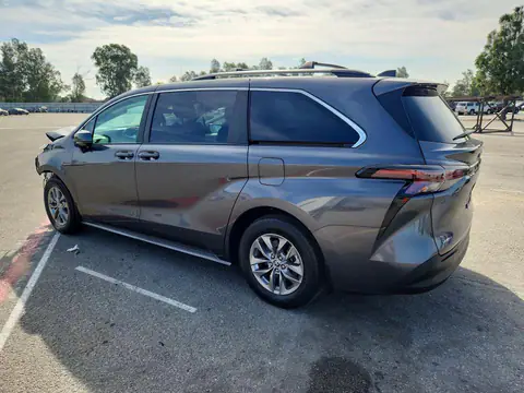 5TDBRKEC2SS256167 — 2025 Toyota Sienna, фото 2 с аукциона Copart 13.10.2026, Передняя часть