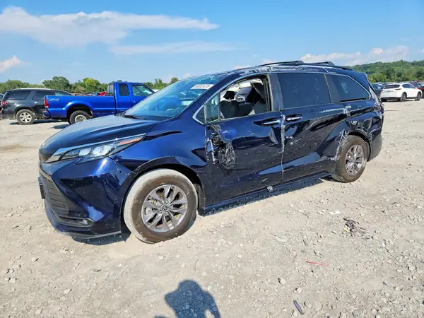 5TDJSKFC4SS179767 — 2025 Toyota Sienna, Повреждения со всех сторон (All Over), фото до ремонта