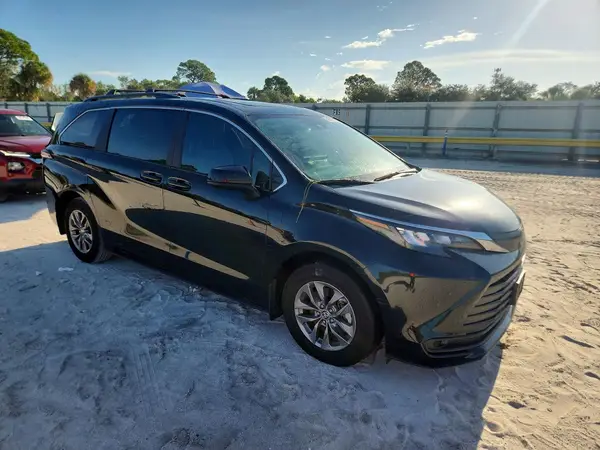 5TDBRKEC9SS233548 — 2025 Toyota Sienna, фото 4 с аукциона Copart, Задняя часть