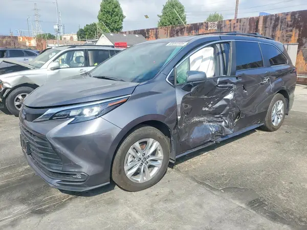 5TDJSKFC7SS165894 — 2025 Toyota Sienna, Боковая часть (Side), фото до ремонта