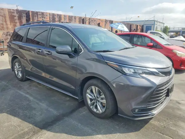 5TDJSKFC7SS165894 — 2025 Toyota Sienna, фото 4 с аукциона Copart, Боковая часть