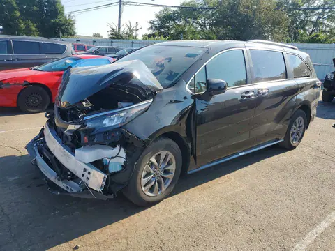 5TDYRKEC0TS291768 — 2026 Toyota Sienna, Передняя часть (Front End), фото до ремонта