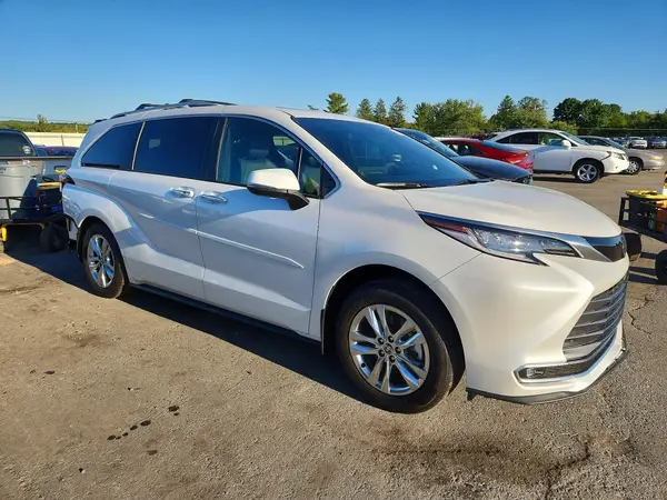 5TDZSKFC0TS269549 — 2026 Toyota Sienna, фото 4 с аукциона Copart, Боковая часть