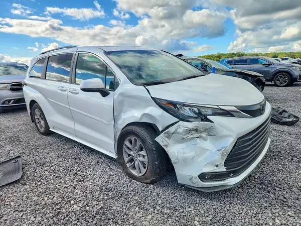 5TDYSKFC5TS241371 — 2026 Toyota Sienna, фото 4 с аукциона Copart, Передняя часть
