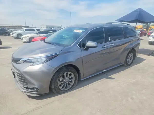 5TDYRKEC7TS304841 — 2026 Toyota Sienna, Боковая часть (Side), фото до ремонта
