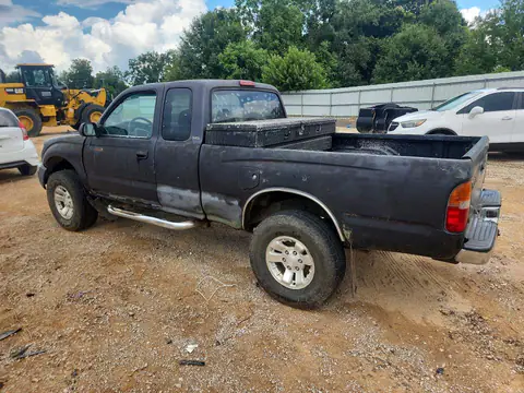 4TASN92N1YZ630426 — 2000 Toyota Tacoma, фото 2 с аукциона Copart 06.10.2026, Механические повреждения