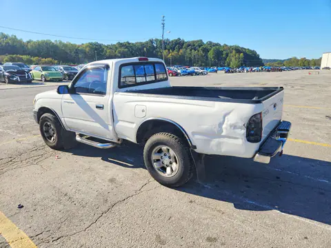2000 Toyota Tacoma Prerunner VIN 5TENM92N2YZ715400 фото 2
