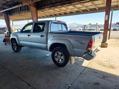 2008 Toyota Tacoma V6 VIN 3TMLU42NX8M017804 фото 2