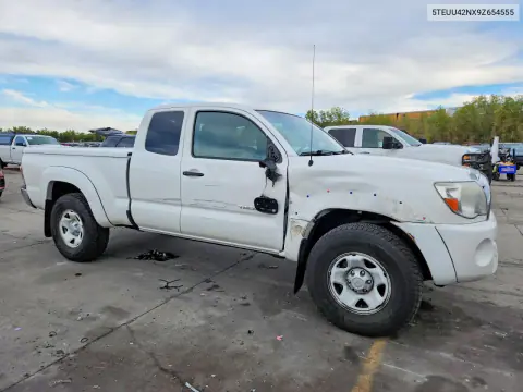 2009 Toyota Tacoma V6 VIN 5TEUU42NX9Z654555 фото 4