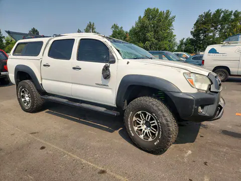 2014 Toyota Tacoma VIN 3TMLU4EN6EM135713 фото 4
