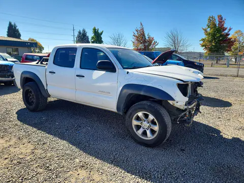 2014 Toyota Tacoma V6 VIN 3TMLU4EN0EM161515 фото 4