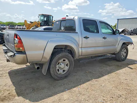 5TFJU4GN6FX070300 — 2015 Toyota Tacoma, фото 3 с аукциона Copart 30.09.2026, Передняя часть