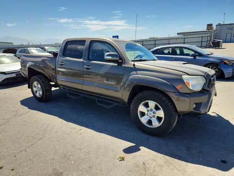 2015 Toyota Tacoma VIN 3TMMU4FN7FM083075 фото 4