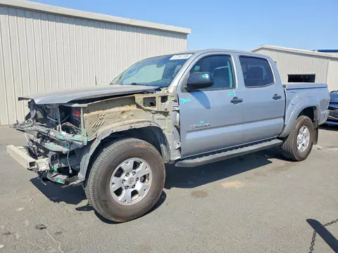 3TMLU4EN2FM177572 — 2015 Toyota Tacoma, Передняя часть (Front End), фото до ремонта