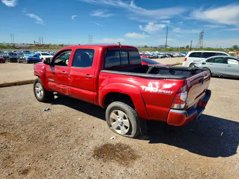 2015 Toyota Tacoma VIN 5TFJU4GN0FX070809 фото 2
