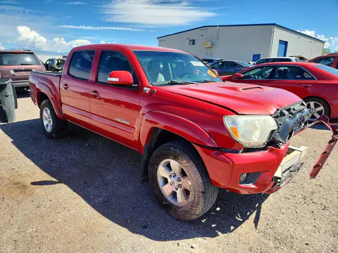2015 Toyota Tacoma VIN 5TFJU4GN0FX070809 фото 4