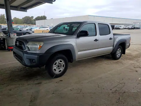 5TFJX4CN2FX055838 — 2015 Toyota Tacoma, Передняя часть (Front End), фото до ремонта
