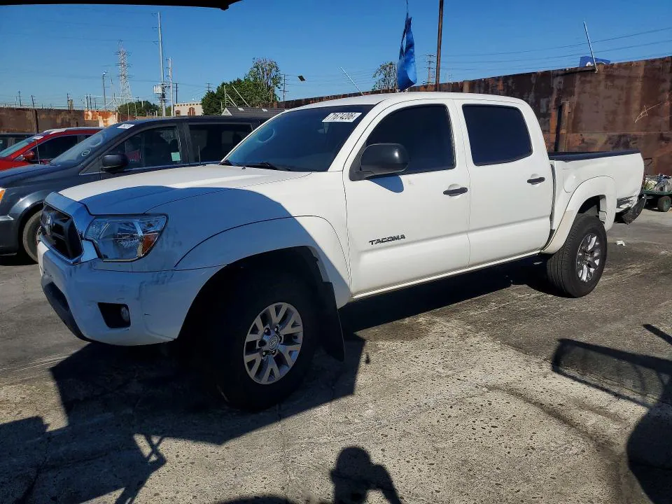 2015 Toyota Tacoma VIN 3TMJU4GN0FM188042 фото 1