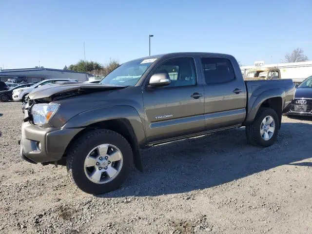 3TMLU4EN1FM171729 — 2015 Toyota Tacoma, Передняя часть (Front End), фото до ремонта