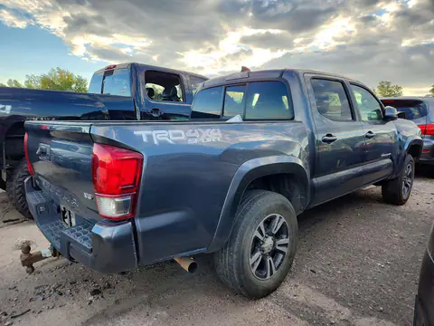 3TMCZ5AN7GM008209 — 2016 Toyota Tacoma, фото 3 с аукциона Copart 14.10.2026, Передняя часть