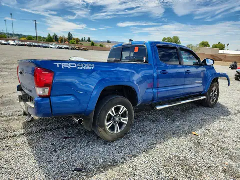 3TMDZ5BN8HM034290 — 2017 Toyota Tacoma, фото 3 с аукциона Copart 30.09.2026, Опрокидывание