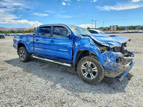 3TMDZ5BN8HM034290 — 2017 Toyota Tacoma, фото 4 с аукциона Copart 30.09.2026, Опрокидывание