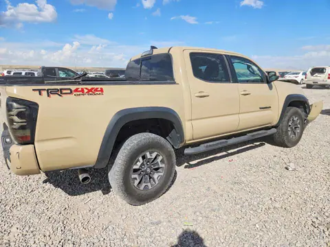 2017 Toyota Tacoma VIN 3TMCZ5AN6HM063266 фото 3
