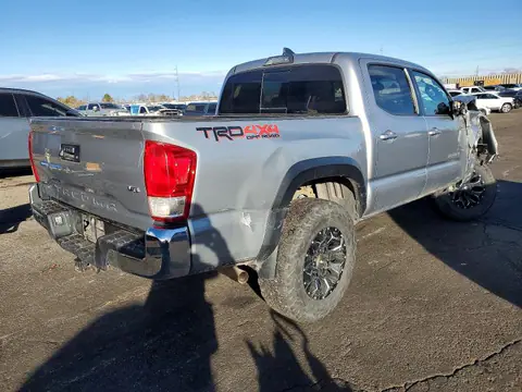 2017 Toyota Tacoma VIN 3TMCZ5AN2HM058145 фото 3