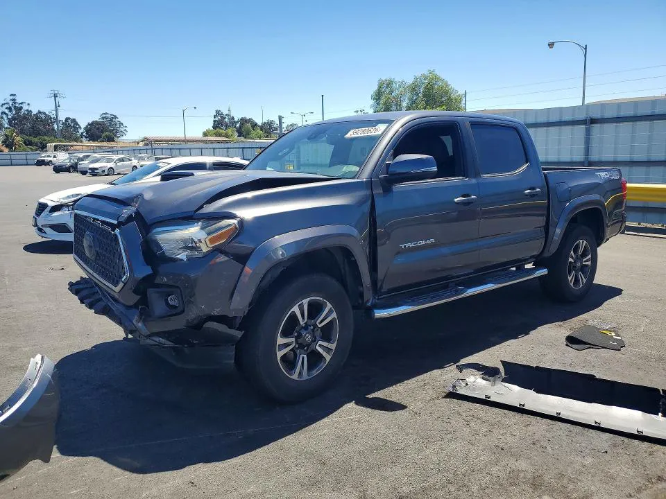 2018 Toyota Tacoma VIN 3TMCZ5AN3JM168207 фото 1