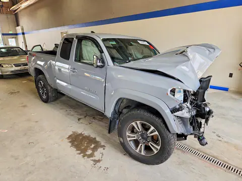 2018 TOYOTA TACOMA VIN 5TFSZ5AN6JX126328 фото 4
