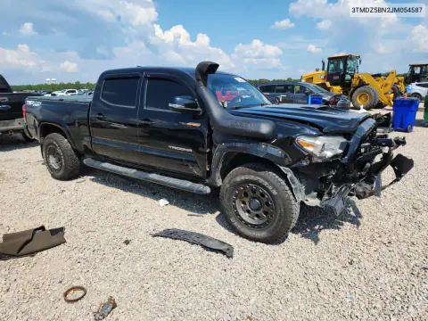 2018 Toyota Tacoma Trd Sport VIN 3TMDZ5BN2JM054587 фото 4