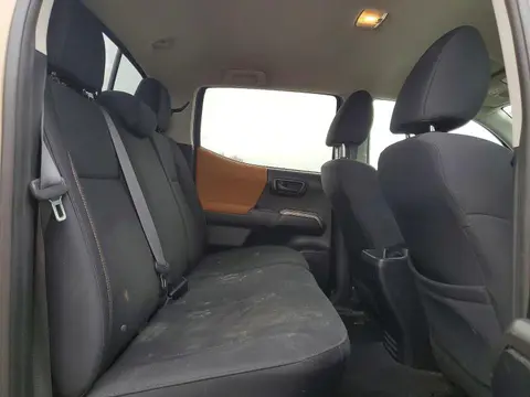 2018 Toyota Tacoma VIN 3TMCZ5AN8JM156604 фото 10
