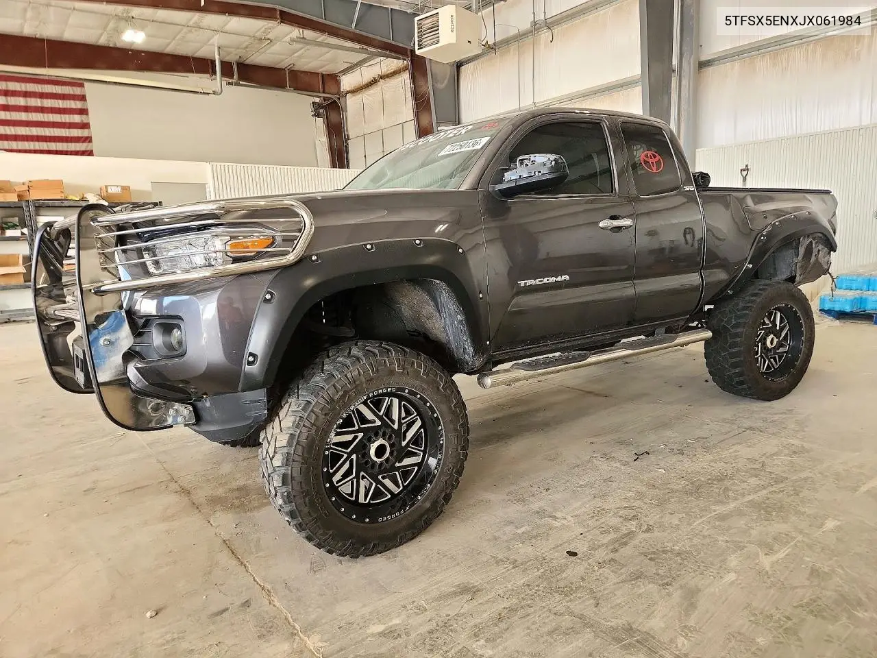 2018 Toyota Tacoma Sr5 VIN 5TFSX5ENXJX061984 фото 1