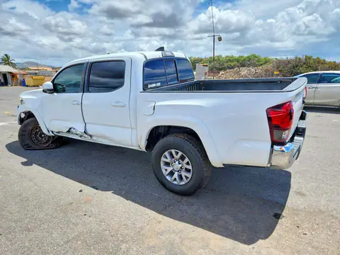2019 Toyota Tacoma VIN 5TFAX5GN2KX159787 фото 2