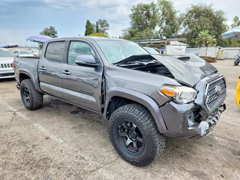 2019 Toyota Tacoma VIN 3TMAZ5CNXKM092586 фото 4