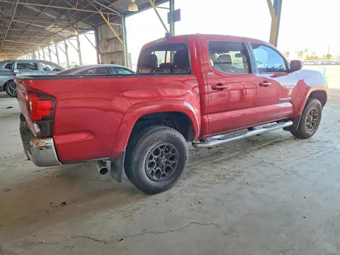 2019 Toyota Tacoma VIN 5TFAZ5CN6KX080235 фото 3