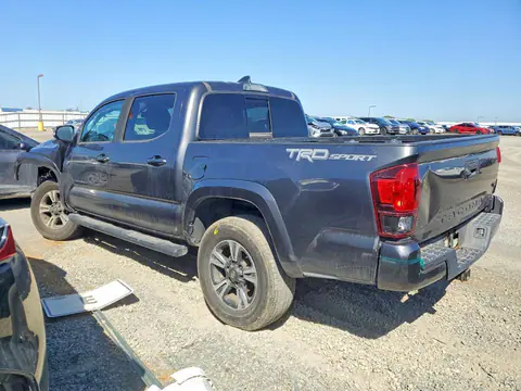 2019 Toyota Tacoma VIN 3TMAZ5CNXKM111010 фото 2