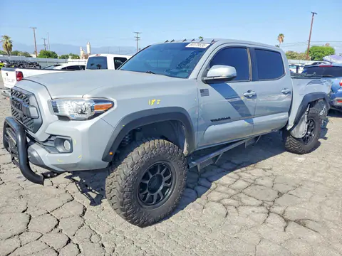 3TMAZ5CN7LM133581 — 2020 Toyota Tacoma, Задняя часть (Rear End), фото до ремонта