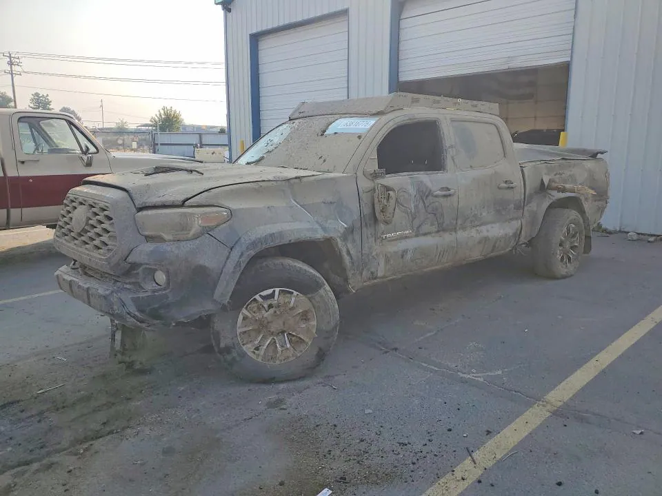 2021 Toyota Tacoma VIN 5TFDZ5BN8MX057685 фото 1