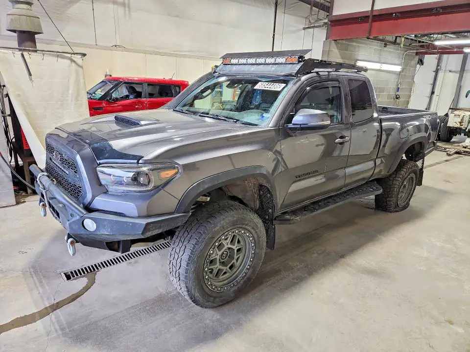 3TYSZ5ANXMT014341 Toyota Tacoma 2021 — повреждение Мелкие вмятины и царапины, фото до ремонта